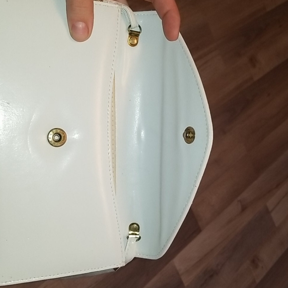 Vintage Purse - Picture 4 of 7